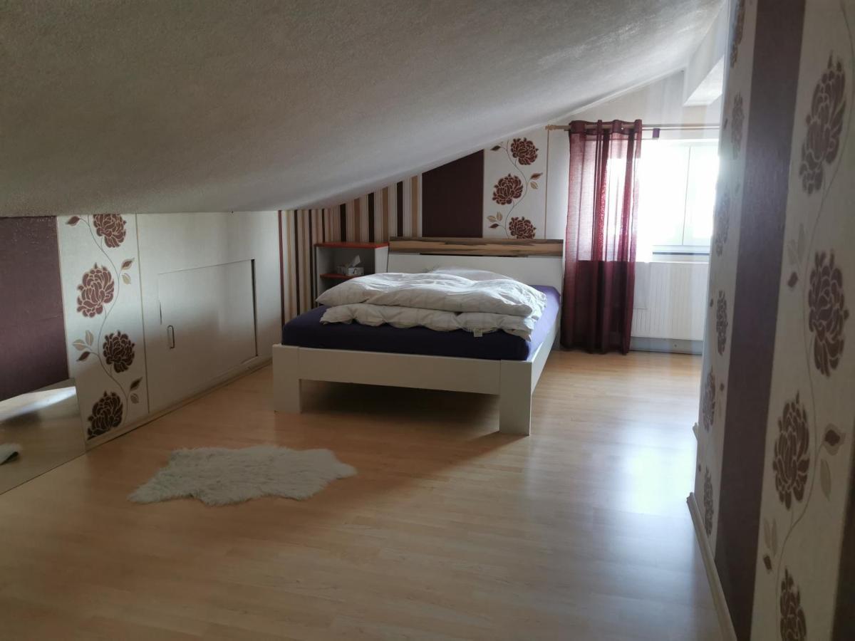 Haus Mit Schoener Aussicht Wg Münsingen Buitenkant foto